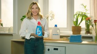 Lorella Cuccarini protagonista del progetto di comunicazione Calgon