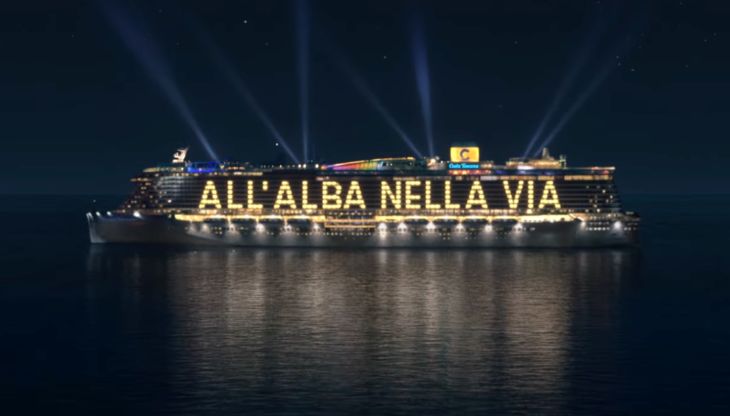 La Costa Toscana in rada nella baia di Sanremo