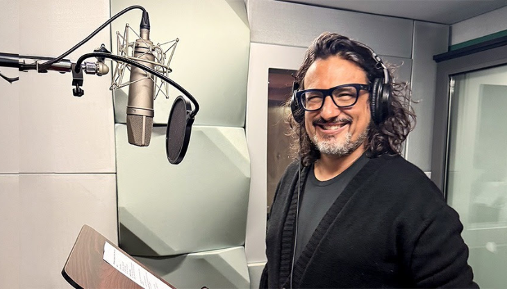 Lo chef Alessandro Borghese durante la registrazione dello spot radiofonico per Zucchetti