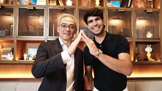 Peng Yang, amministratore delegato di Ant International, e Carlos Alcaraz 