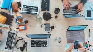 Foto di Marvin Meyer su Unsplash