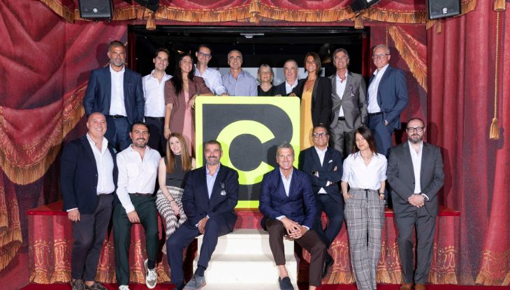 Nasce Be Closer: foto di gruppo al Teatro Parenti