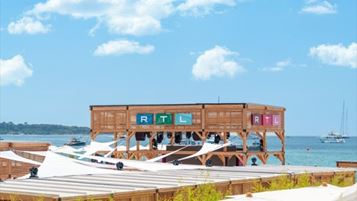 RTL-beach.jpg