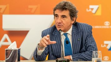 La7.png
