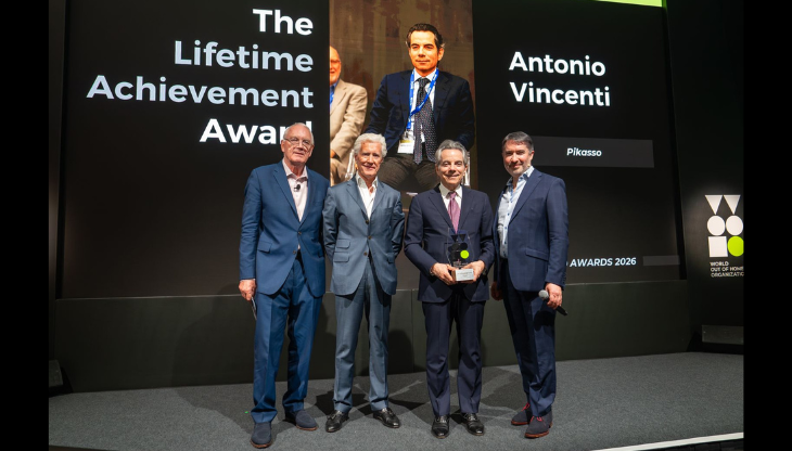 Nella foto da sx: Tom Goddard, Presidente WOO; Jean-Francois Decaux, CEO JCDecaux; Antonio Vincenti, founder di Pikasso; Matthew Dearden, Chairman della Giuria e CEO Alight Media