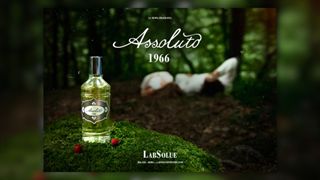 Un'immagine della campagna dedicata alla fragranza Assoluto 1966